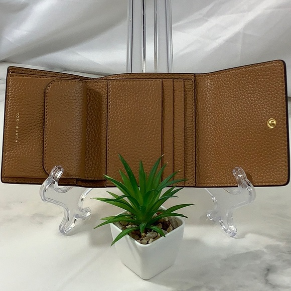 NWT ToryBurch Tri-Fold Wallet - Picture 3 of 5
